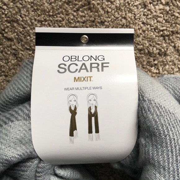 Cozy scarf - Picture 2 of 3